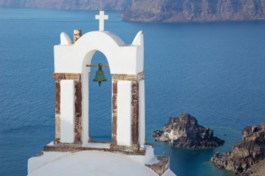 Santorini - Oia (Ia genellikle küçük kilise çan kulesi)