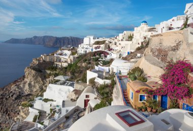 Santorini, Yunanistan - 5 Ekim 2015: Oia ve Therasia ada içinde belgili tanımlık geçmiş.