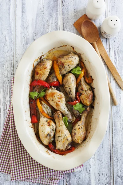 Geroosterde kip drumsticks met paprika — Stockfoto