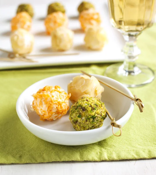 Cheese balls with almond and pistachio — Stock Photo, Image