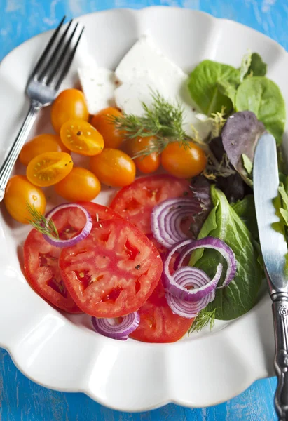 Spring salad with feta — Stock Photo, Image