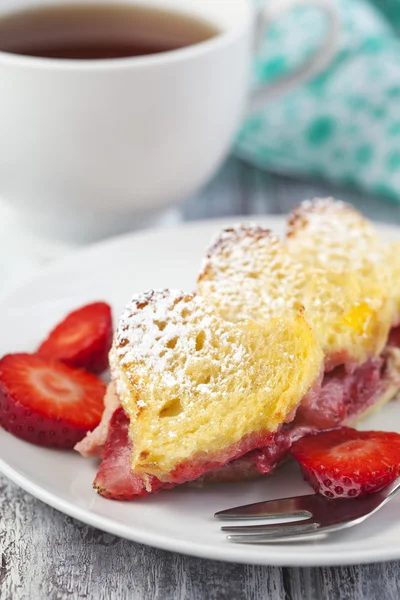 Baked French Toast with strawberry — Stock Photo, Image
