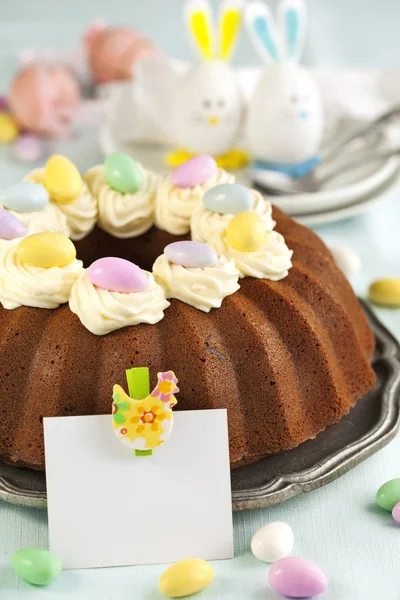 Великдень шоколадний торт — стокове фото