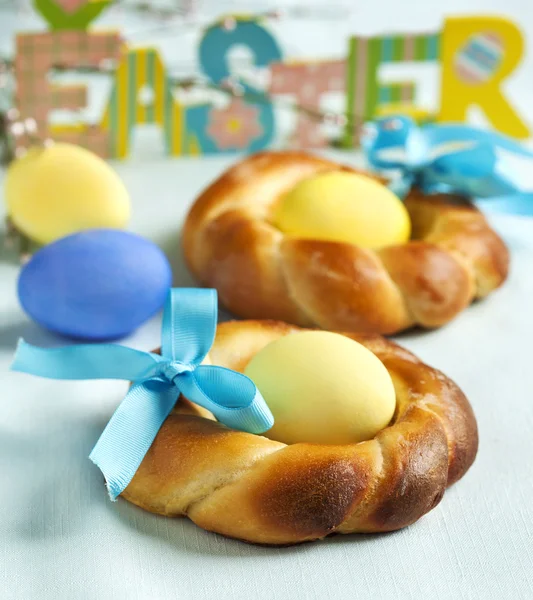 Ostern kleiner süßer Brotkranz — Stockfoto