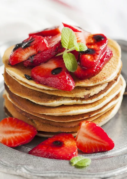 Stack of pancakes with fresh strawberry and balsamic glase. — Stock Photo, Image