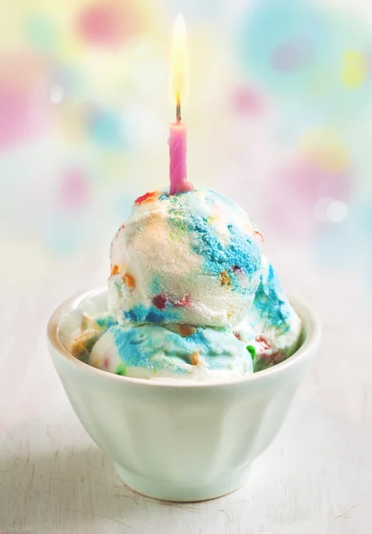 Birthday Cake Ice Cream decorated with candle — Stock Photo, Image