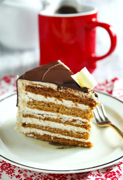 Pedaço de bolo de mel — Fotografia de Stock