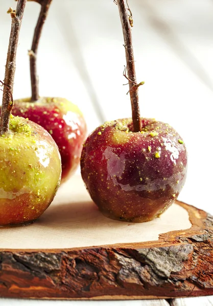 Karamel appels met pistache — Stockfoto