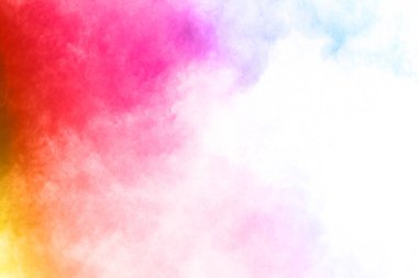 Soyut barut sıçramış arka plan. Beyaz arka planda renkli barut patlaması. Renkli bulut. Renkli toz patlar. Boya Holi.