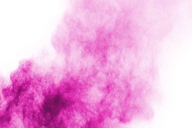 Soyut pembe toz sıçramış arkaplan, patlayan renk tozunun hareketsiz hareketi / renk pudrası, beyaz arkaplanda renk parıltısı dokusu.