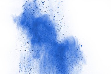 Beyaz arka planda mavi renkli toz patlaması. Renkli bulut. Renkli toz patlar. Boya Holi.