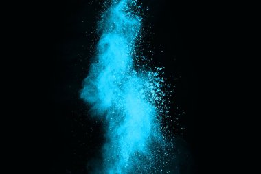 soyut mavi toz sıçrayan arkaplan, patlayan renk tozunun dondurucu hareketi / renk pudrası, siyah arkaplan üzerindeki renk parlatıcısı dokusu.