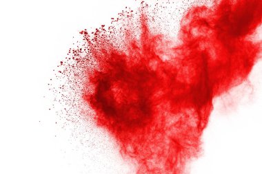 Beyaz arka planda izole edilmiş kırmızı barutun patlaması hareketsiz. Kırmızı toz bulutunun soyut tasarımı. Parçacık patlaması ekran koruyucusu, duvar kağıdı