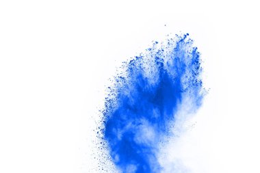 Beyaz arka planda mavi renkli toz patlaması. Renkli bulut. Renkli toz patlar. Boya Holi.
