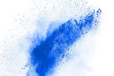 Beyaz arka planda mavi renkli toz patlaması. Renkli bulut. Renkli toz patlar. Boya Holi.