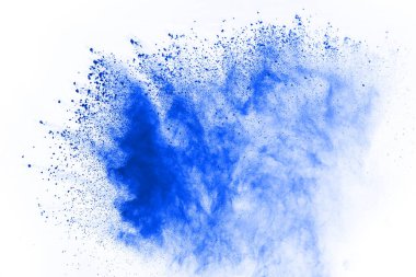 Beyaz arka planda mavi renkli toz patlaması. Renkli bulut. Renkli toz patlar. Boya Holi.