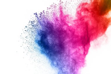 Soyut barut sıçramış arka plan. Beyaz arka planda renkli barut patlaması. Renkli bulut. Renkli toz patlar. Boya Holi.