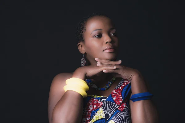 Mujer xhosa sudafricana tradicional — Foto de Stock