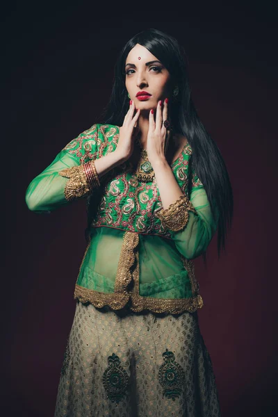 Hagyományos szüreti Bollywood divat Női — Stock Fotó