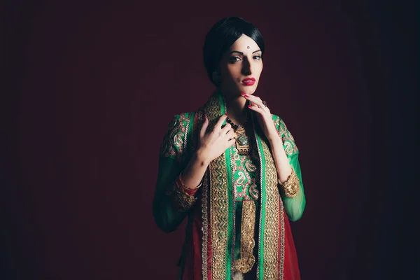 Traditionelle Vintage Bollywood Mode Frau — Stockfoto