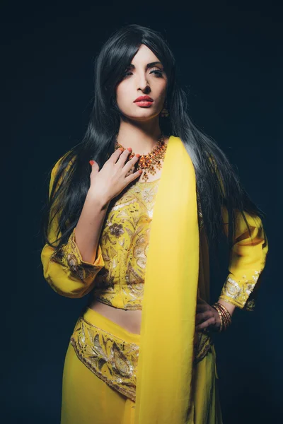 Εκλεκτής ποιότητας Bollywood μόδας γυναίκα — Φωτογραφία Αρχείου