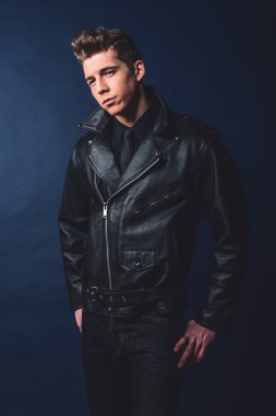 Serin vintage rock and roll man