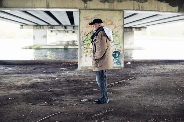 Homeless senior man — Stock Photo, Image