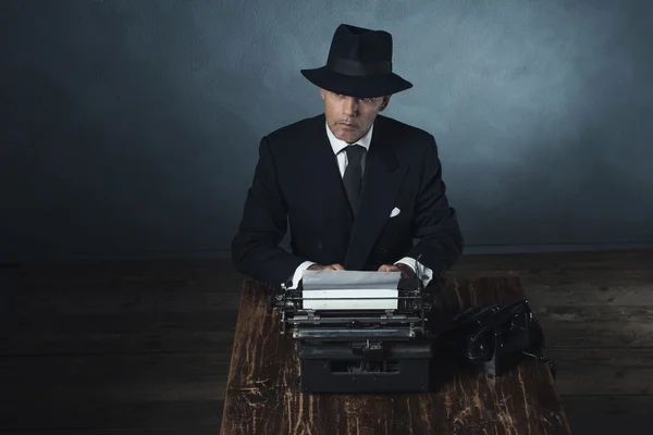 Vintage 1940 office worker — Stock Photo, Image