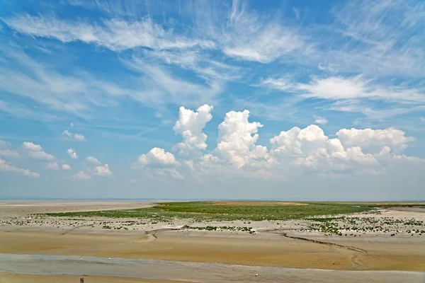 Vista do litoral da Normandia a partir de Mont St Michel — Fotografia de Stock