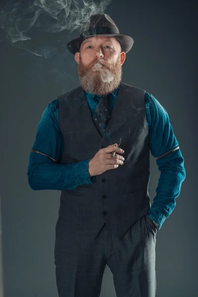 Man Smoking a Cigarette — Stock Photo, Image