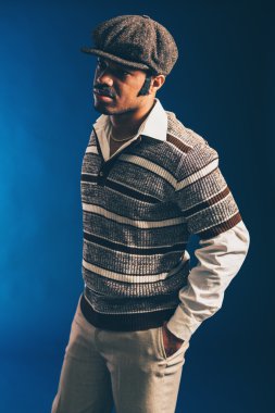 Şık Afro Man sol arıyorum