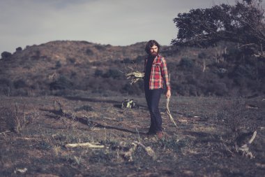 yakacak odun toplama backpacker