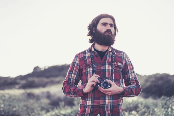 Photographer in the wilderness — Stock Photo, Image