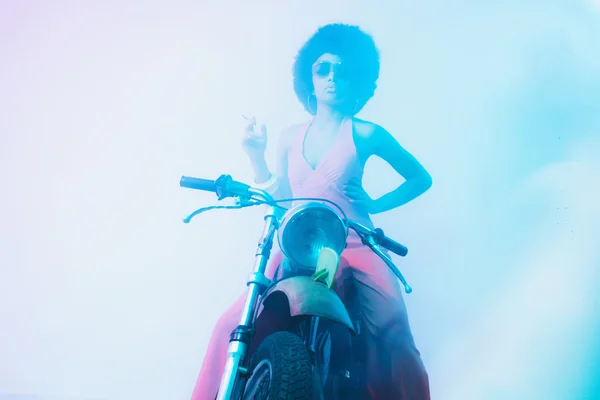 Smoking Elegant Woman Posing on her Motorcycle — Stock Photo, Image