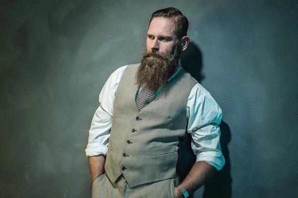 Pensive Bearded Man with Hands in the Pockets — Stock Photo, Image