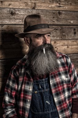 Vintage çalışan adam Sigara