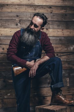 Vintage çiftçi holding tüfek