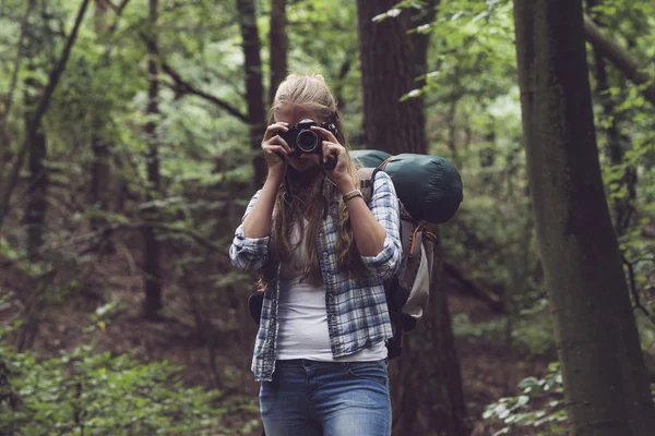 Fotografování blondýnka — Stock fotografie