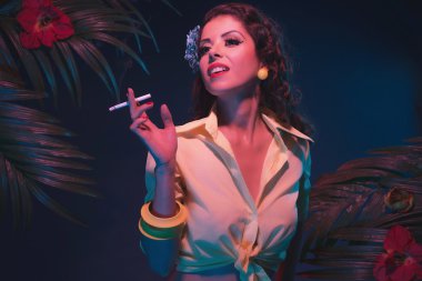 Tropikal moda Pin-up sigara sigara