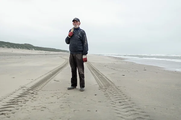 Portrét starší Beachcomber — Stock fotografie