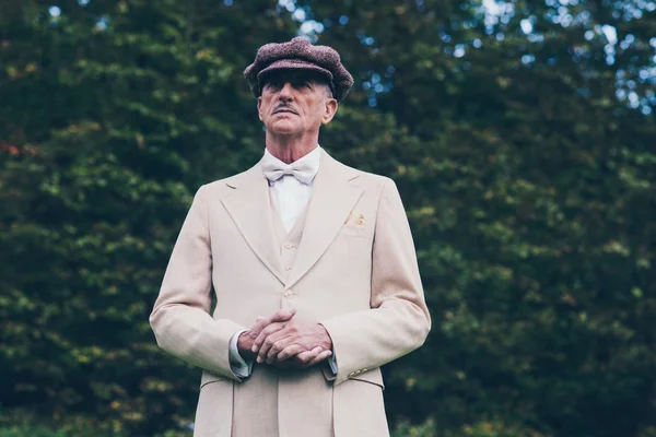 Well dressed gentleman — Stock Photo, Image