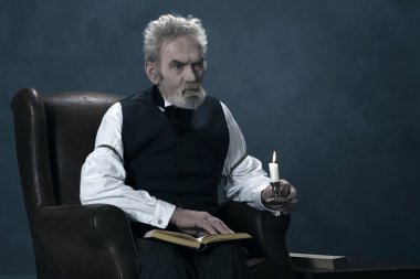 Uyarı Dickens Scrooge adam