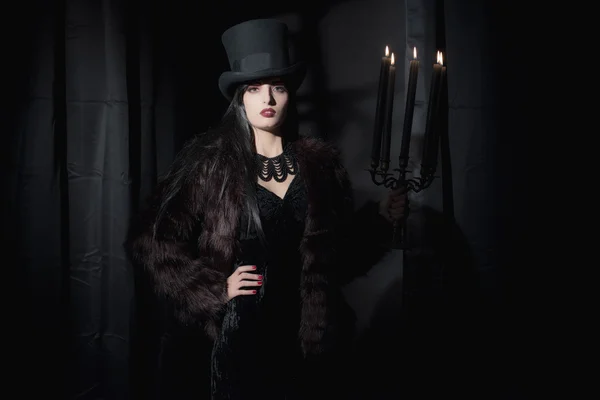 Dark mysterious witch fashion woman. — Stock Photo, Image