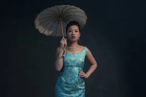 Retro 40s styled Asian woman — Stock Photo, Image