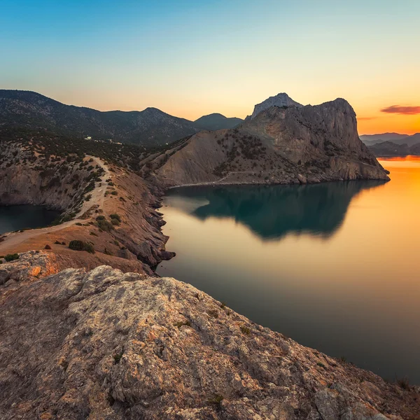 Minimalist Seascape. Coastal Sunrise. — Stock Photo, Image