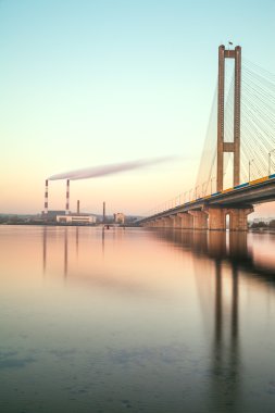 Kiev şafak Güney Köprüsü