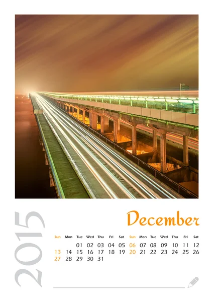 Calendario fotográfico con paisaje urbano minimalista y puente 2015. Diciembre — Foto de Stock