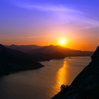 Dawn, Karadeniz. Sabah deniz Dağları ile. Ukrayna. Crimea