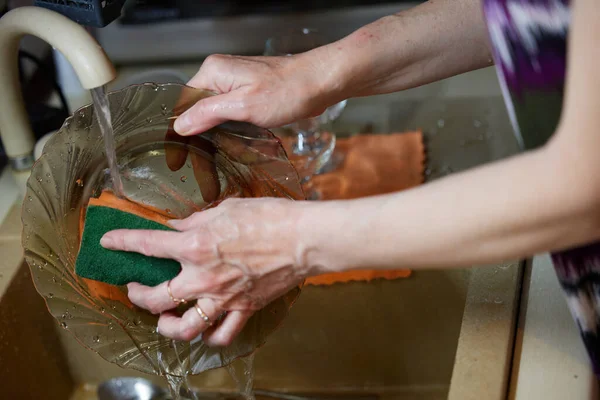 Photo Hands Washing Dishes Kitchen Photo High Resolution —  Fotos de Stock