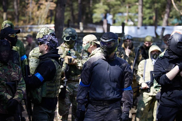 Minsk Bělorusko Května 2021 Reportáž Skutečné Airsoftové Hře Lese Kulisami — Stock fotografie